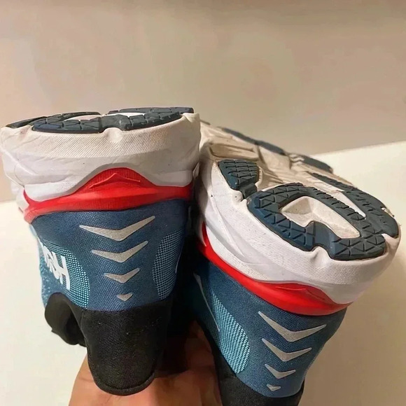 Clifton 8 Running shoes are soft and extremely comfy - Picture 12 of 14